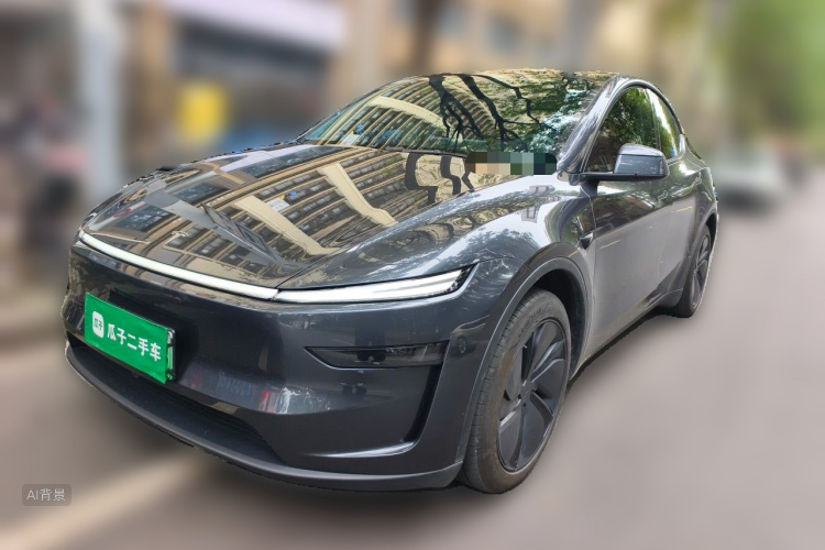 Tesla Model Y 2025 #2 Tesla Model Y 2025 car image #2