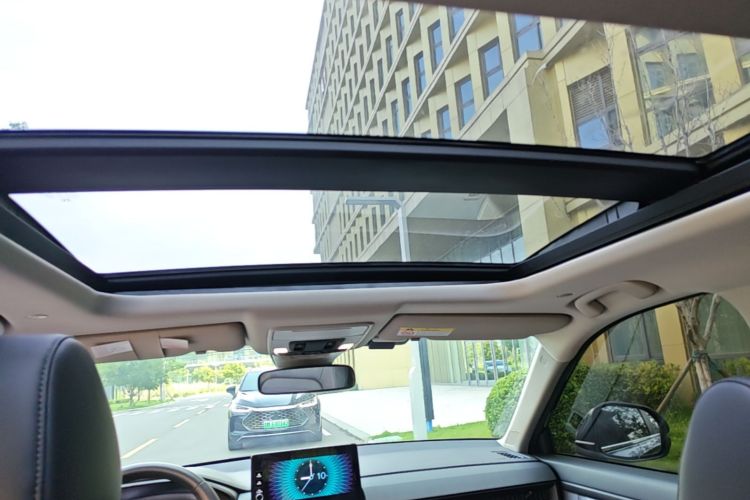 Honda CR-V 2025 car image #18