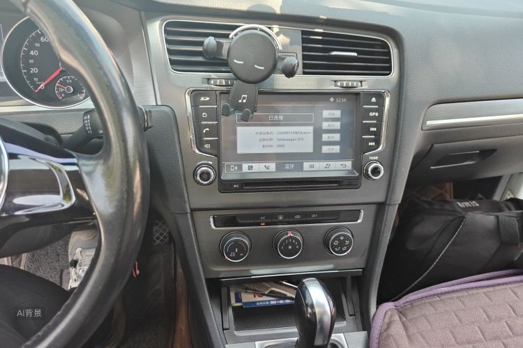 Volkswagen Golf 2016 car image #15