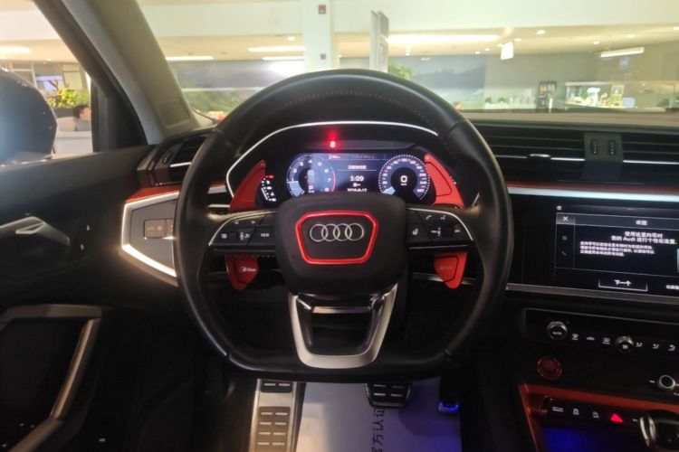 Audi Q3 2021 #12 Audi Q3 2021 car image #12