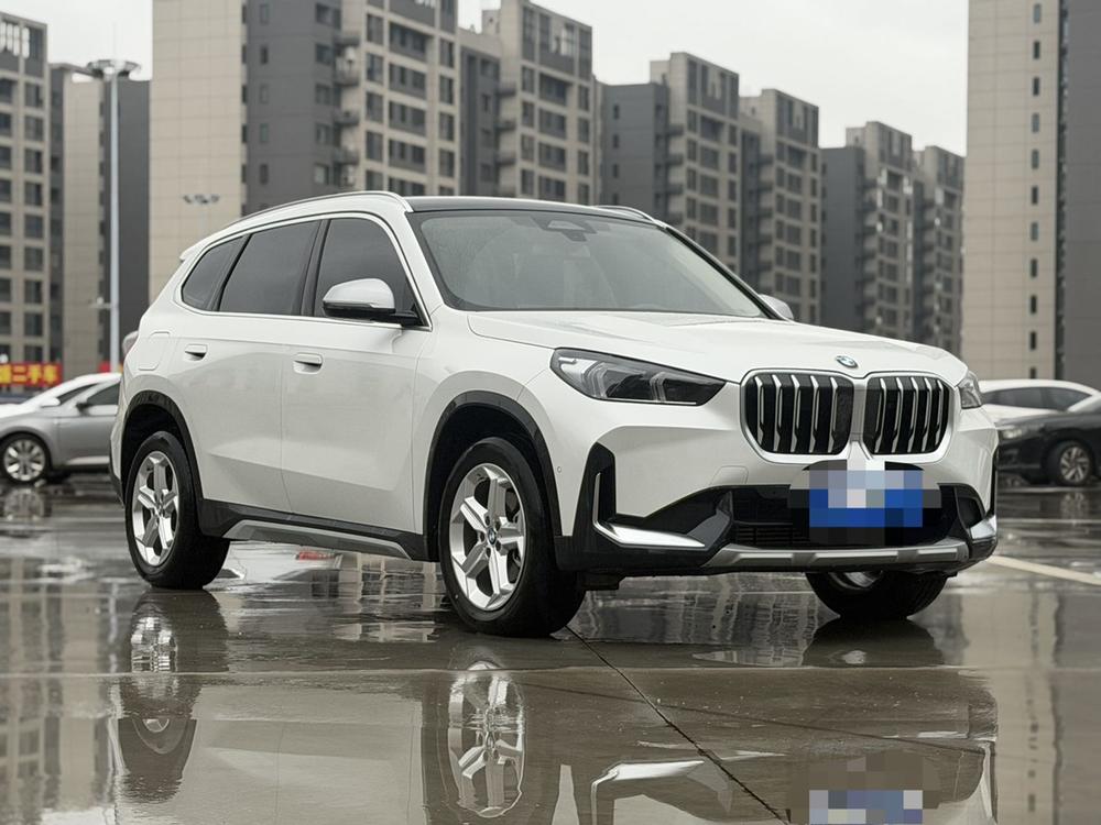 BMW X1 2023 #3 BMW X1 2023 изображение автомобиля #3