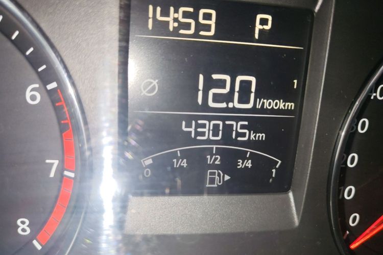Volkswagen Polo 2015 #14 Volkswagen Polo 2015 car image #14