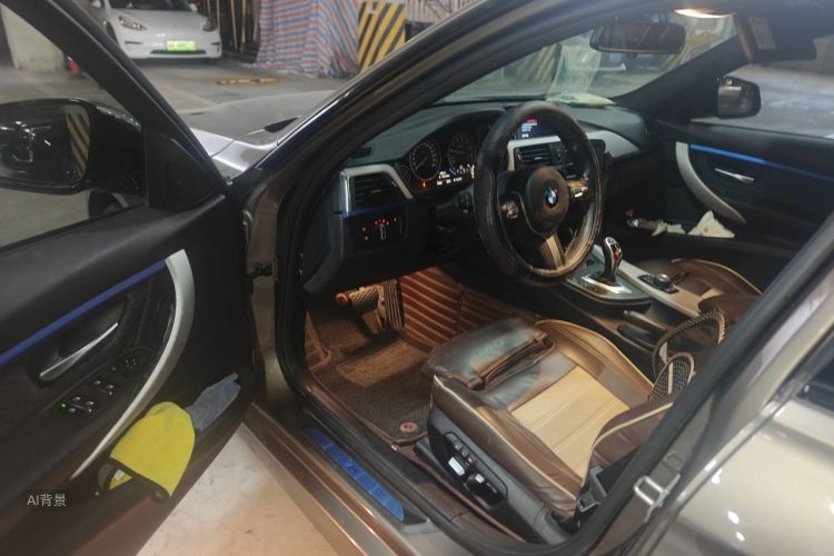 BMW 3 Series 2018 car image #18