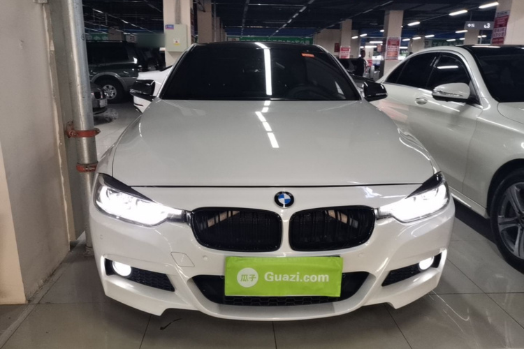 BMW 3 Series 2018 #3 BMW 3 Series 2018 car image #3