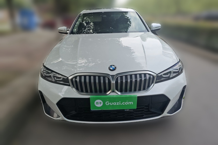 BMW 3 Series 2023 #3 BMW 3 Series 2023 car image #3