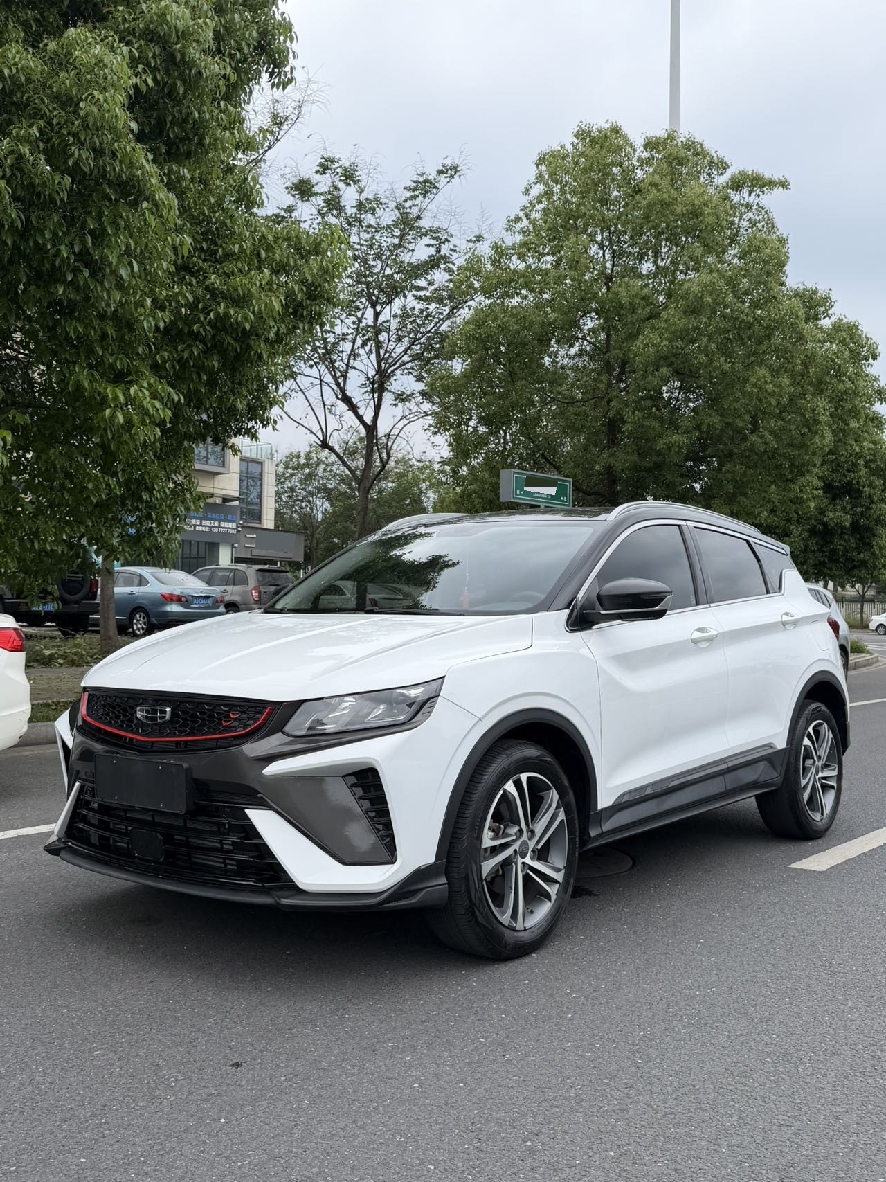 GEELY Coolray 2021 car image 
