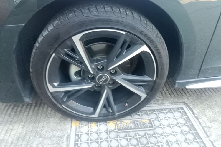 Audi A3 2022 immagine di auto #9