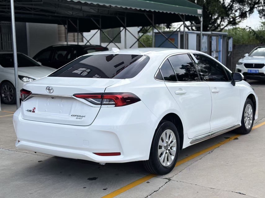 Toyota Corolla 2019 car image #10