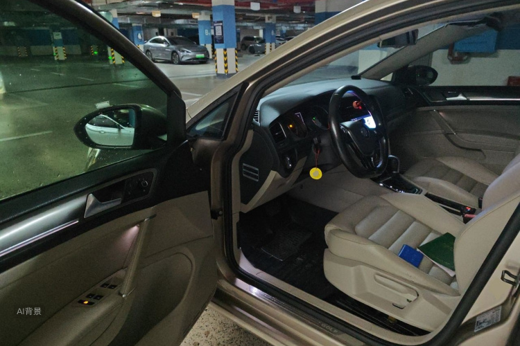 Volkswagen Golf 2015 car image #18