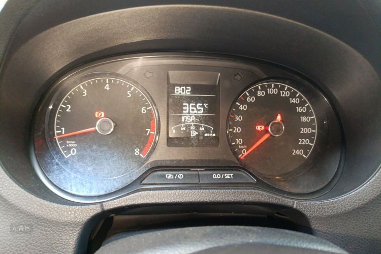Volkswagen Polo 2018 car image #13