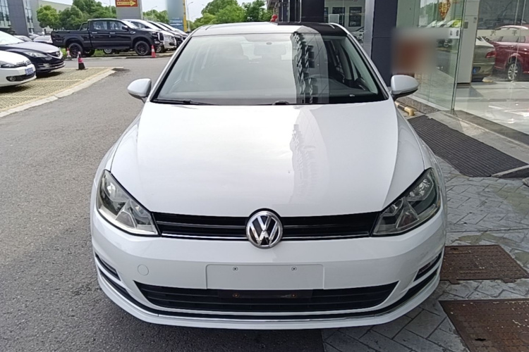 Volkswagen Golf 2016 car image #3