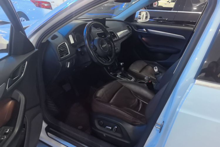 Audi Q3 2017 #16 Audi Q3 2017 car image #16