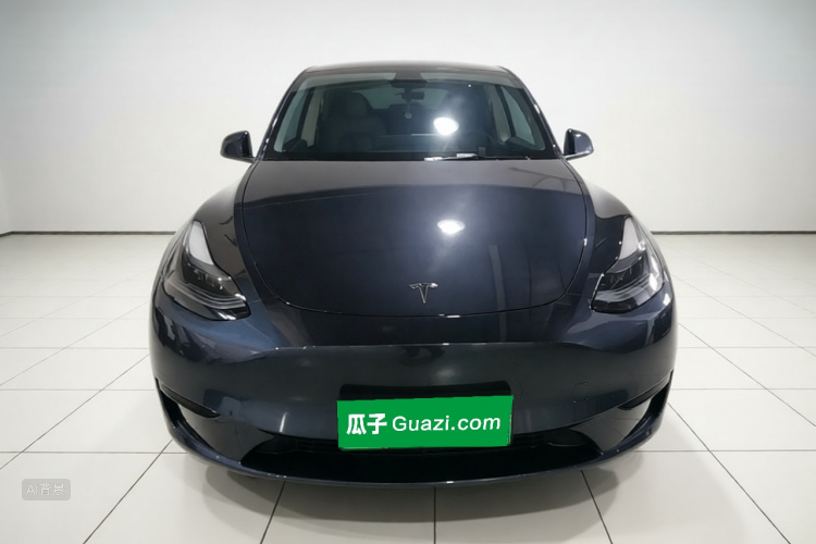 Tesla Model Y 2024 #3 Tesla Model Y 2024 immagine di auto #3