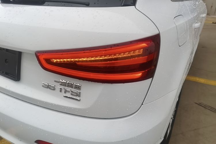 Audi Q3 2016 #8 Audi Q3 2016 car image #8