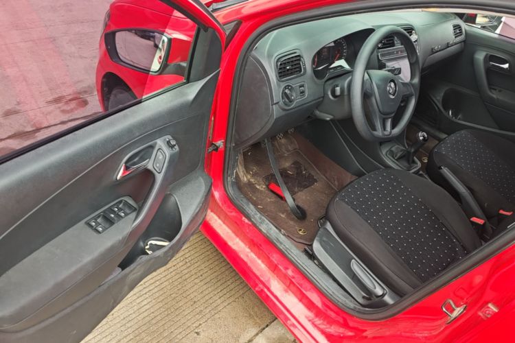 Volkswagen Polo 2017 #16 Volkswagen Polo 2017 car image #16