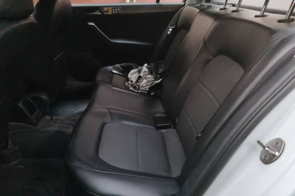 Volkswagen Santana 2016 #21 Volkswagen Santana 2016 car image #21