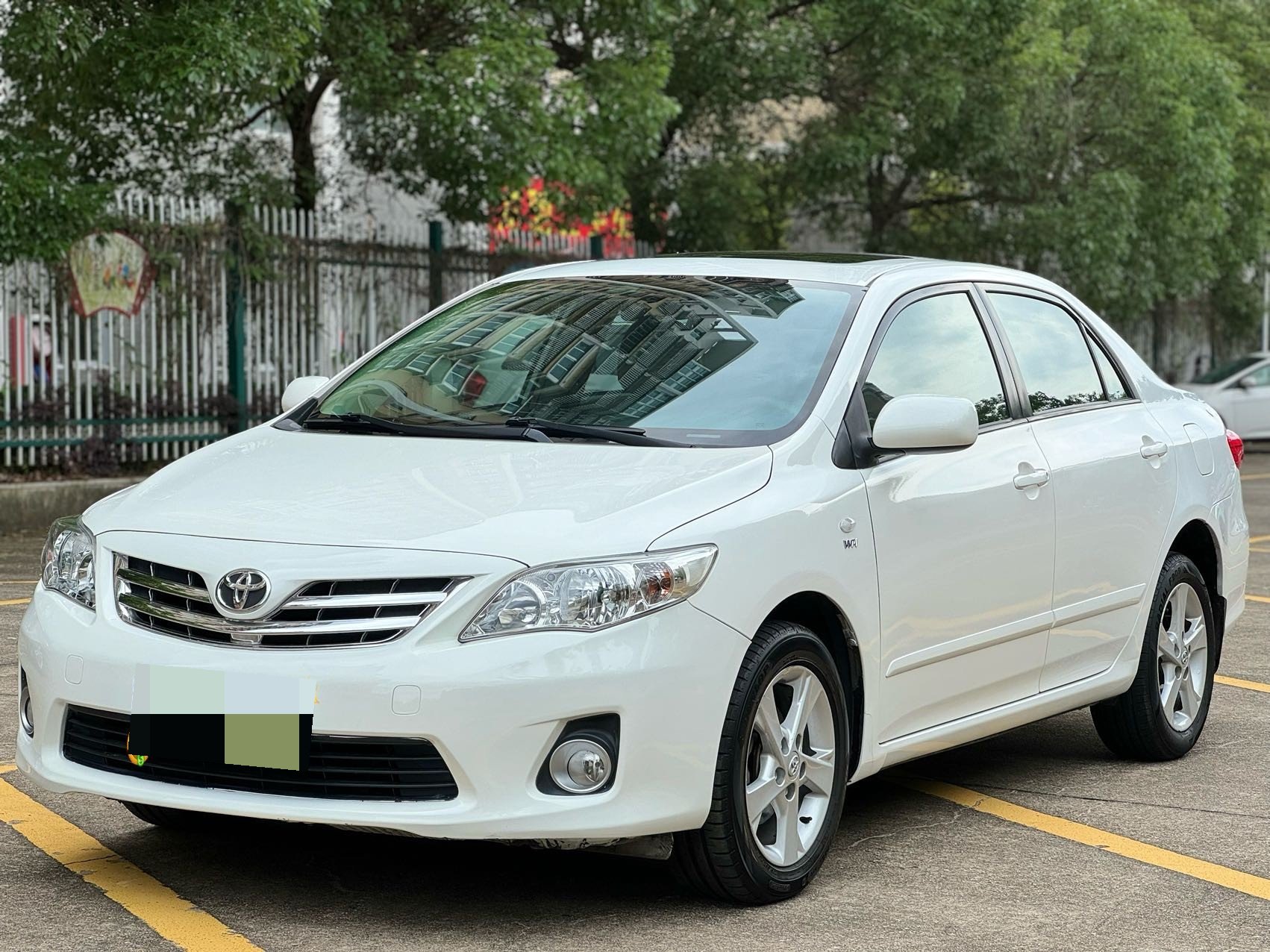 Toyota Corolla 2011 Toyota Corolla 2011 car image