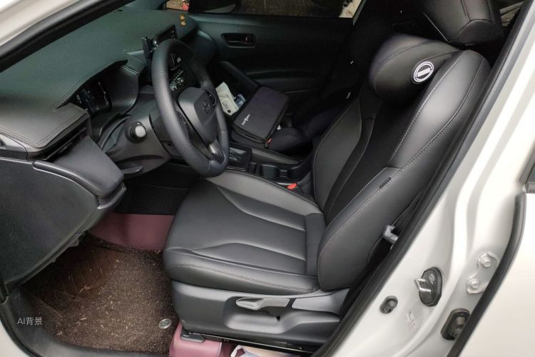 Toyota Corolla Cross 2026 immagine di auto #17
