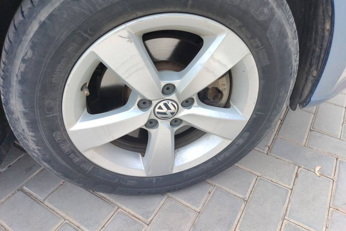 Volkswagen Lavida 2012 car image #9
