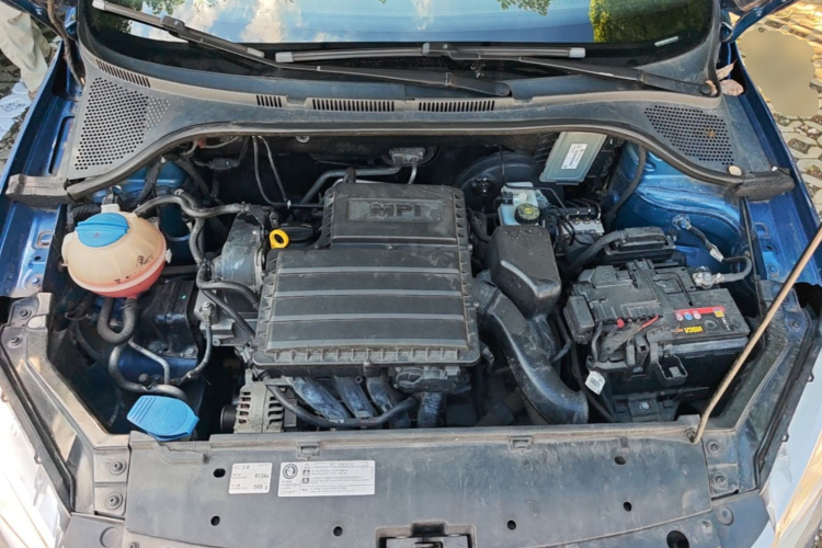 Volkswagen Santana 2015 car image #22