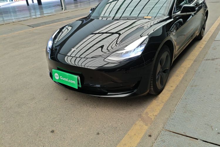 Tesla Model 3 2020 car image #23