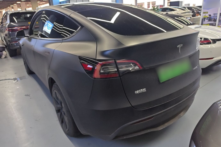 Tesla Model Y 2023 #5 Tesla Model Y 2023 immagine di auto #5