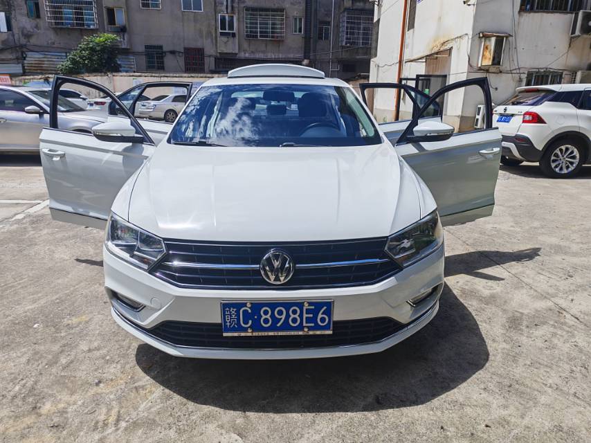 Volkswagen Bora 2017 Volkswagen Bora 2017 car image