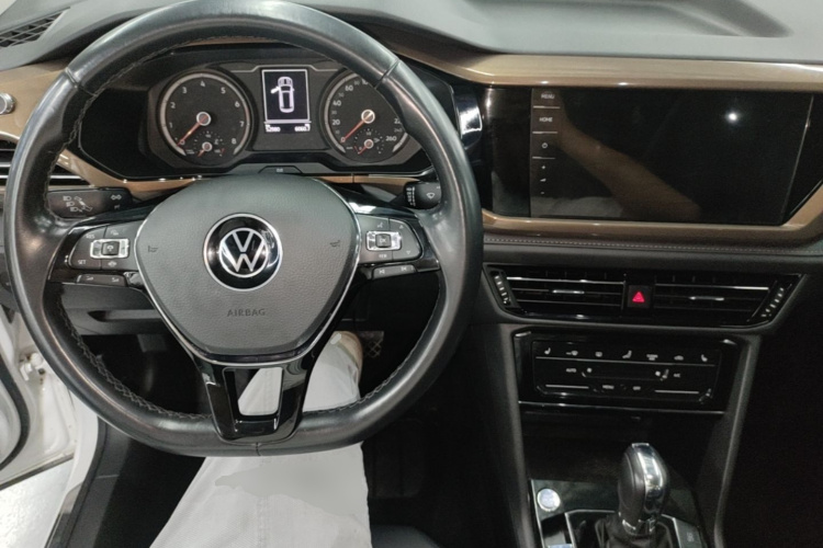 Volkswagen Tharu 2020 #10 Volkswagen Tharu 2020 صورة سيارة #10