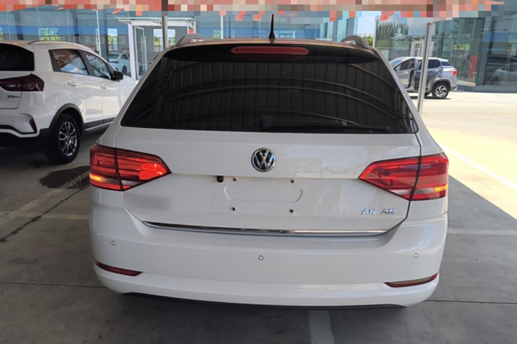 Volkswagen Santana 2021 car image #4