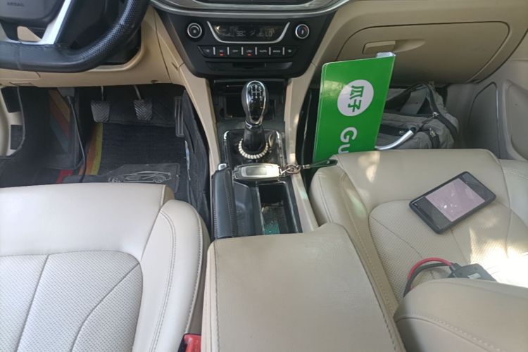 GEELY Emgrand 2017 car image #18