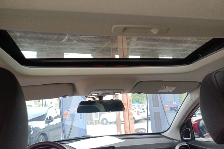 GEELY Coolray 2020 immagine di auto #18