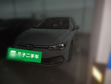 Volkswagen Golf 2021 car image 
