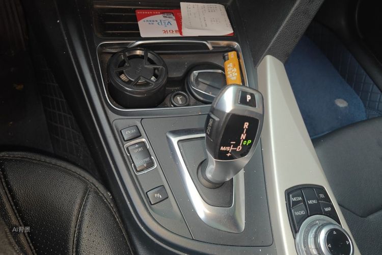 BMW 3 Series 2016 car image #16