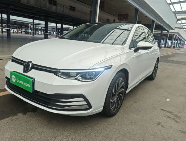Volkswagen Golf 2022 car image 