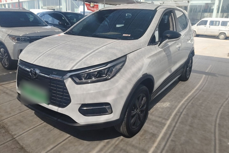 BYD Yuan New Energy 2019 #2 BYD Yuan New Energy 2019 car image #2