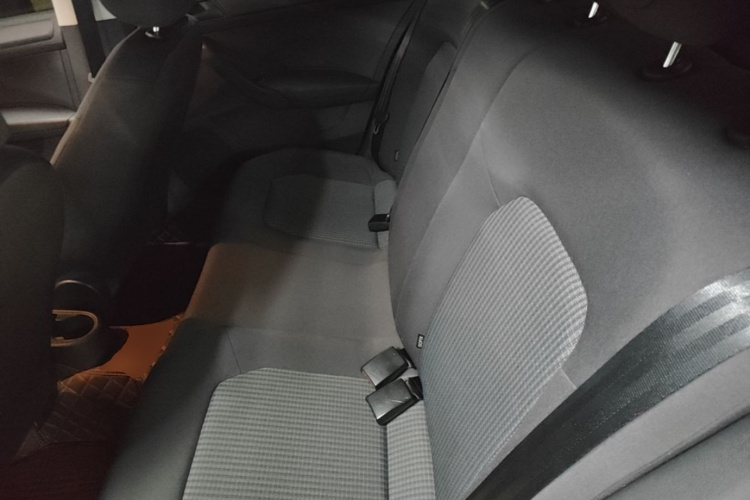 Volkswagen Santana 2017 #17 Volkswagen Santana 2017 car image #17
