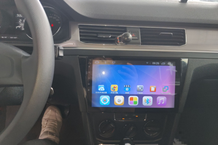 Volkswagen Bora 2019 immagine di auto #13