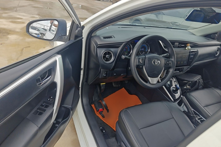 Toyota Corolla 2018 #16 Toyota Corolla 2018 car image #16