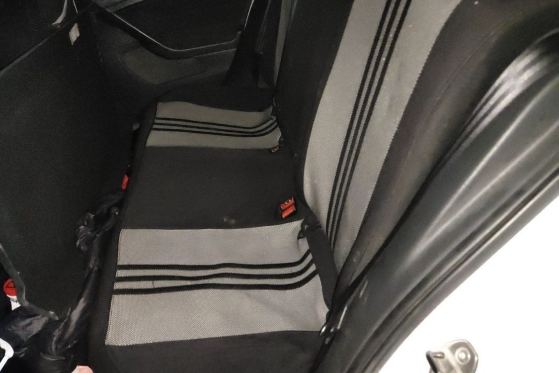 Volkswagen Golf 2014 car image #19