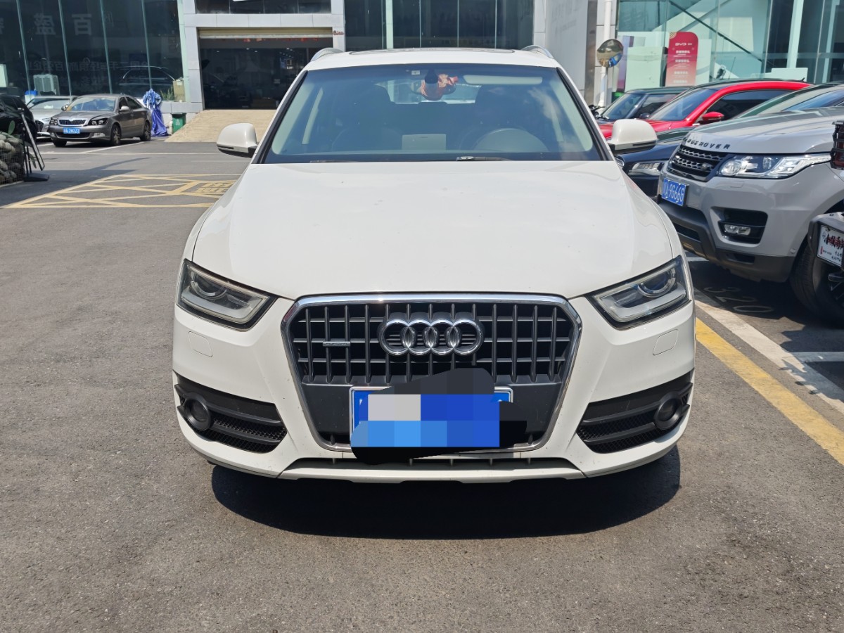 Audi Q3 2014 #2 Audi Q3 2014 car image #2