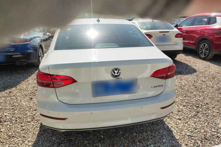 Volkswagen Lavida 2019 #6 Volkswagen Lavida 2019 car image #6