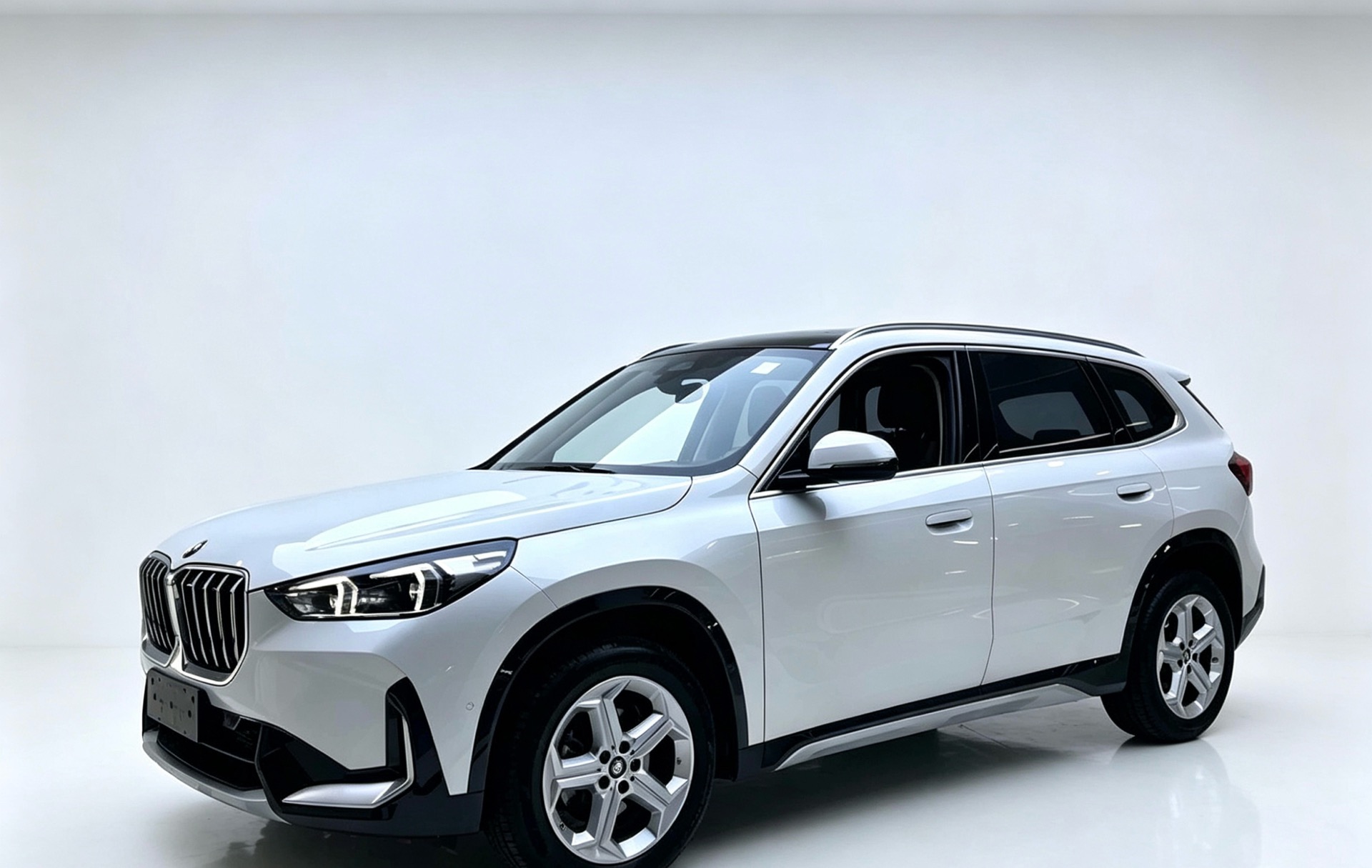 BMW X1 2023 BMW X1 2023 car image