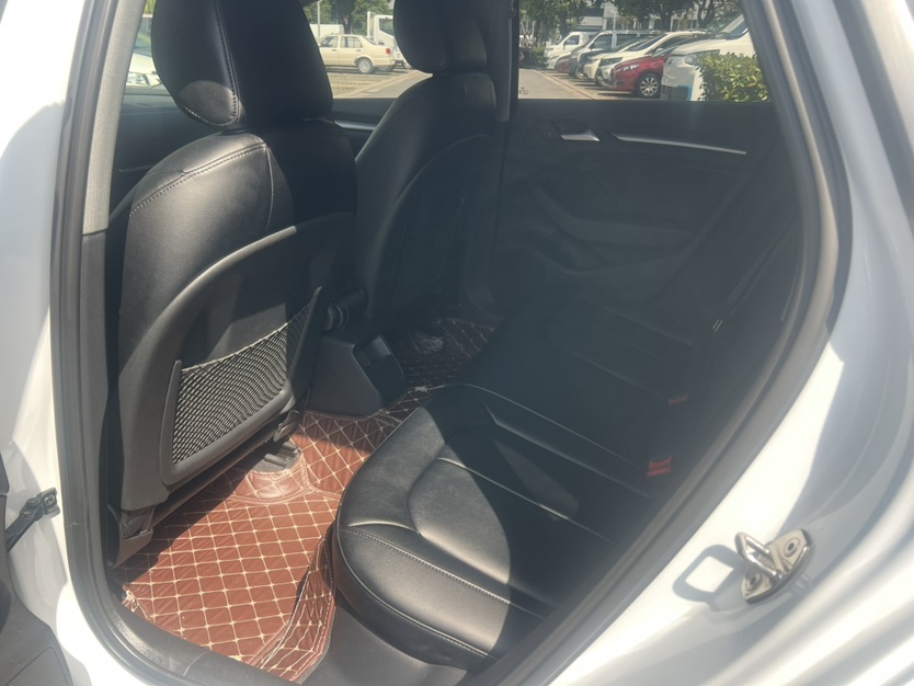 Audi A3 2019 car image #8