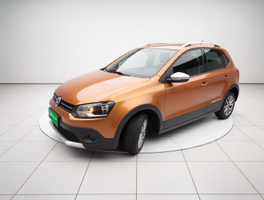 Volkswagen Polo 2015 Volkswagen Polo 2015 car image