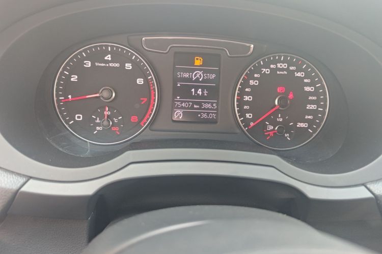 Audi Q3 2019 #16 Audi Q3 2019 car image #16