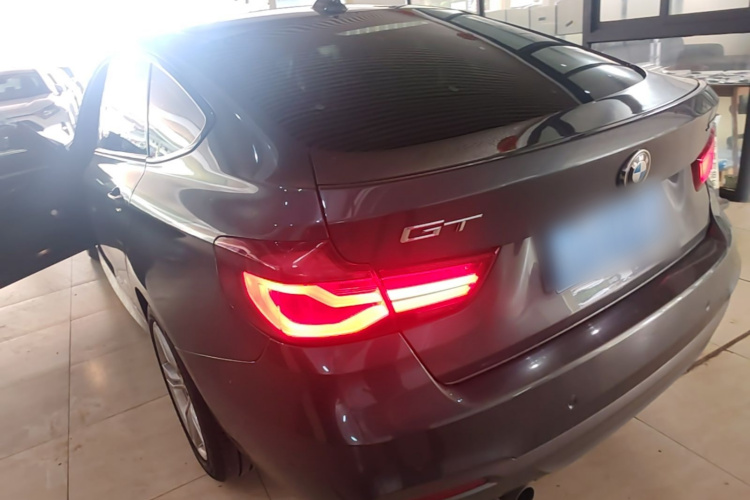 BMW 3 Series GT 2020 car image #5