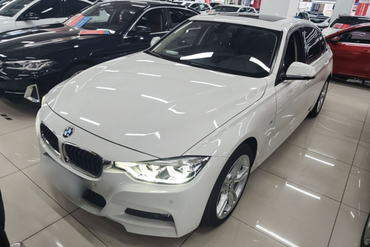 BMW 3 Series 2019 car image #2