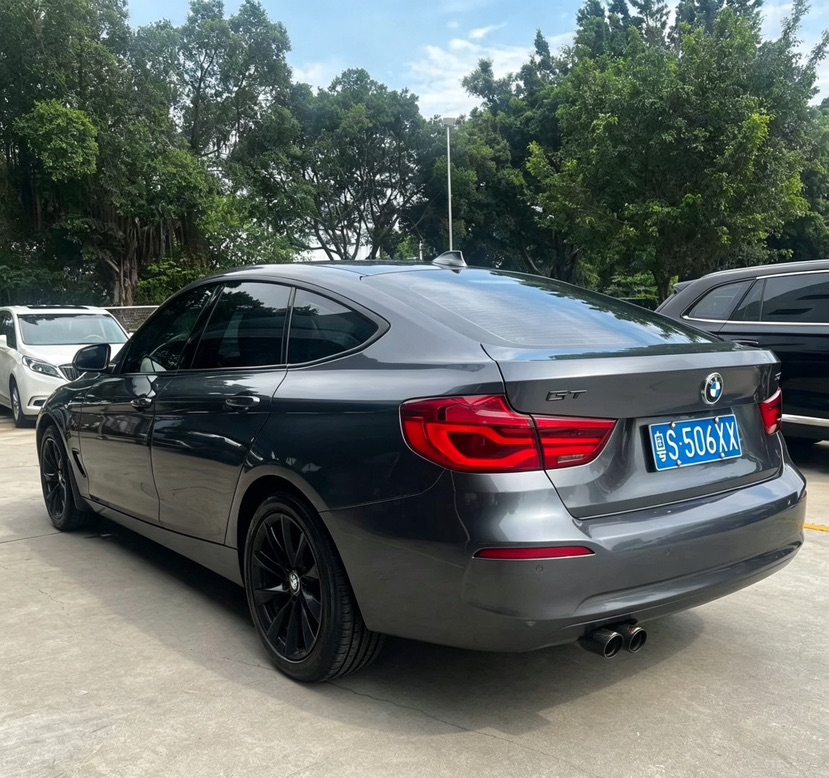 BMW 3 Series GT 2019 car image #8