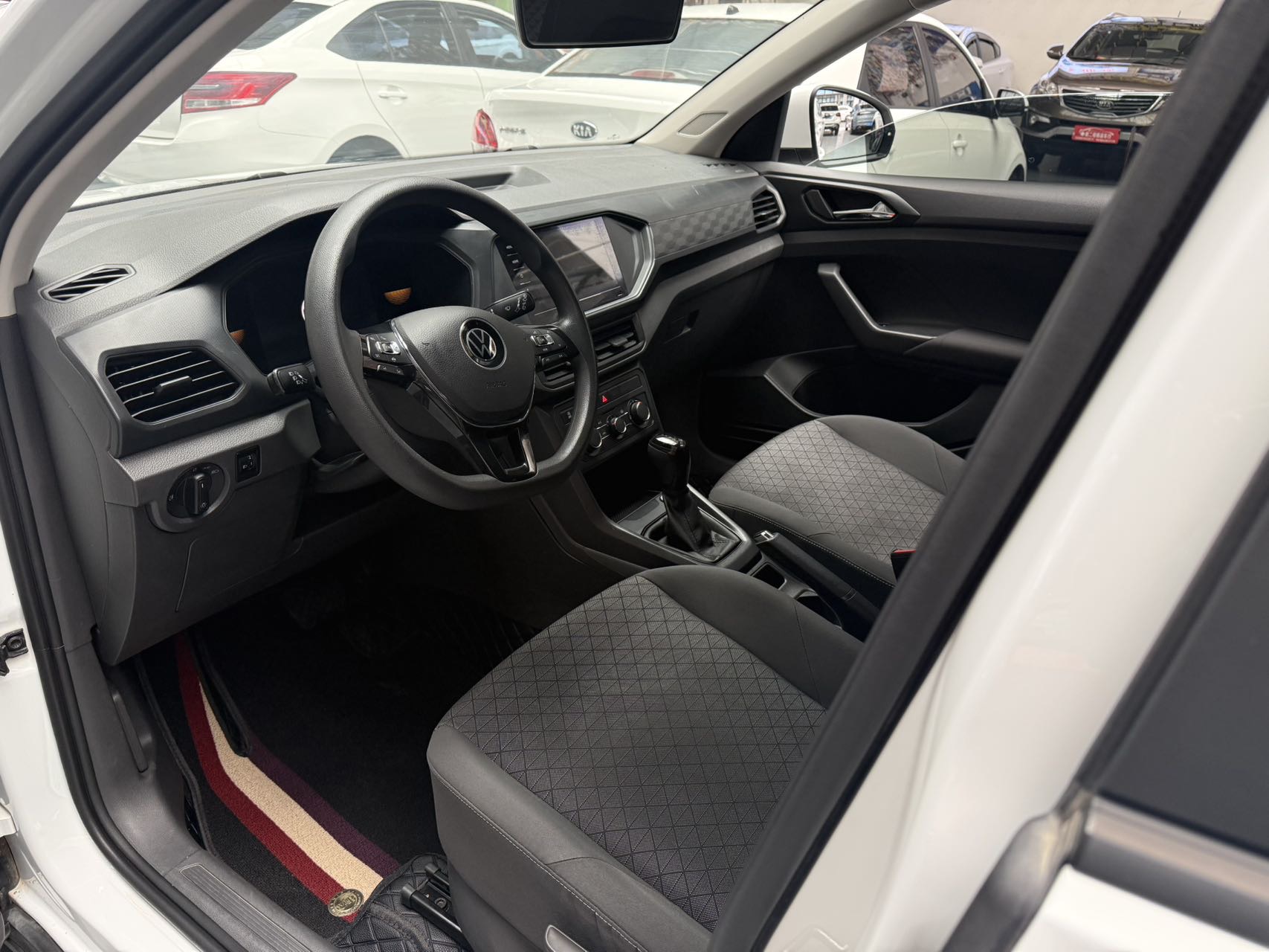 Volkswagen T-Cross 2023 #6 Volkswagen T-Cross 2023 immagine di auto #6