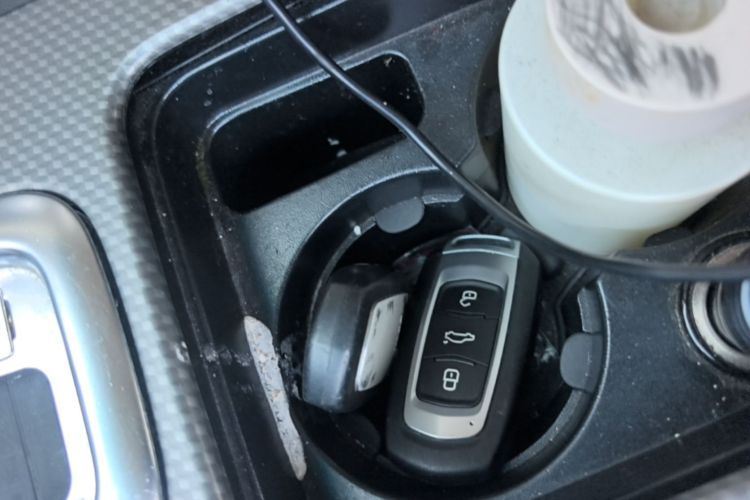 GEELY Emgrand GS 2017 car image #9
